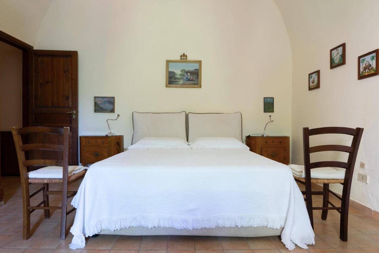 Mirto Villa *